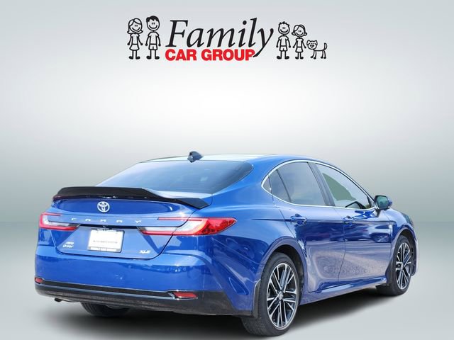 Used 2025 Toyota Camry XLE w/ Premium Plus Package AWD/4WD image 4