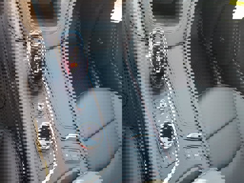 New 2026 Cadillac XT5 Premium Luxury w/ Driver Assist Package image 15