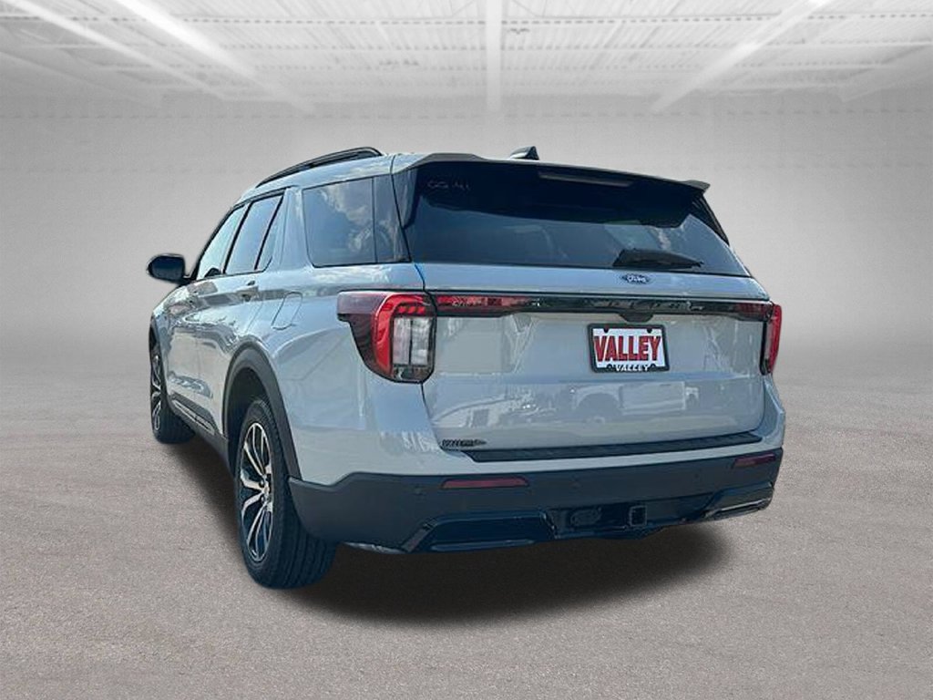New 2027 Ford Explorer ST-Line AWD/4WD image 8