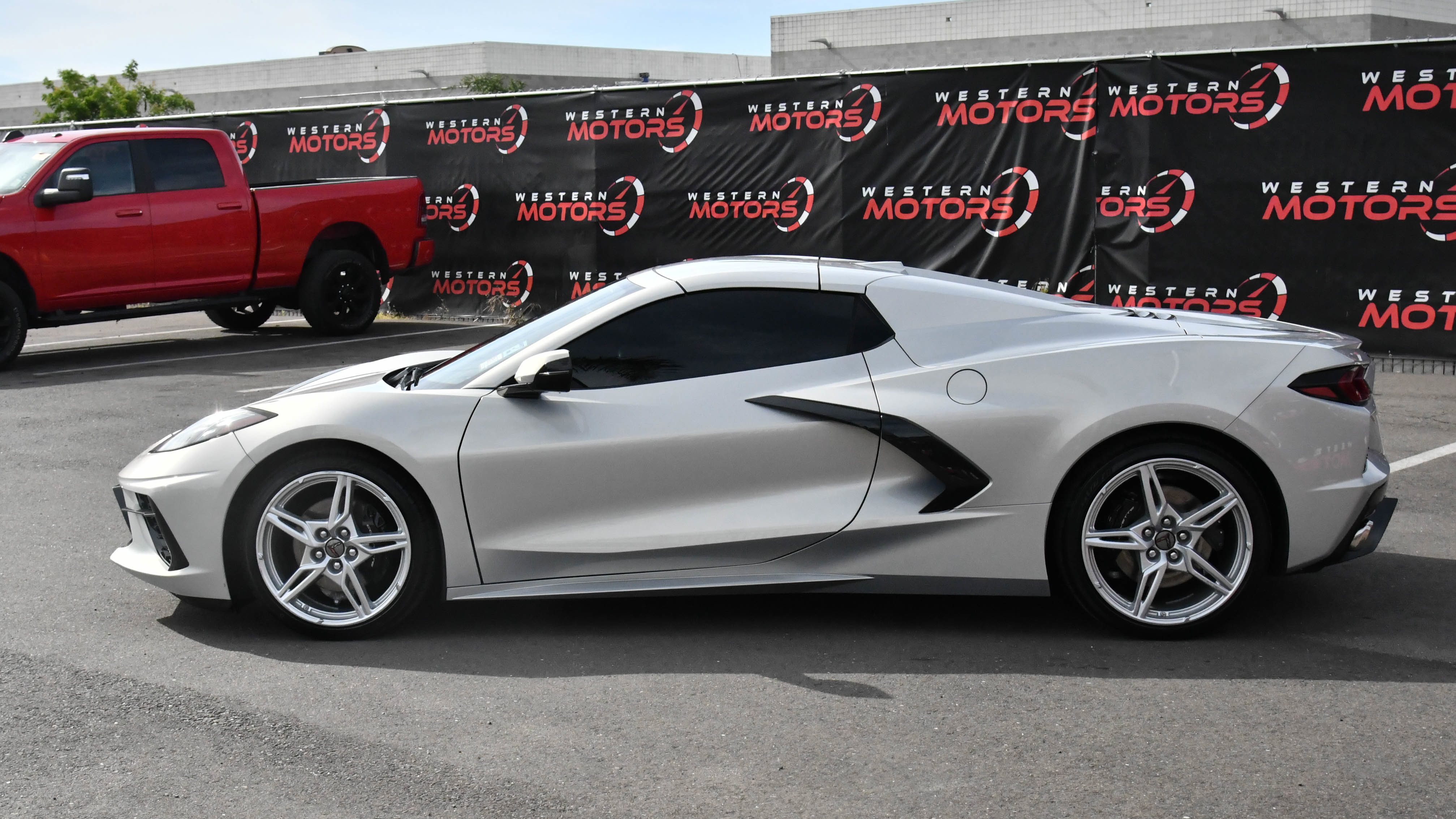 Used 2024 Chevrolet Corvette Stingray Convertible w/ 1LT image 4