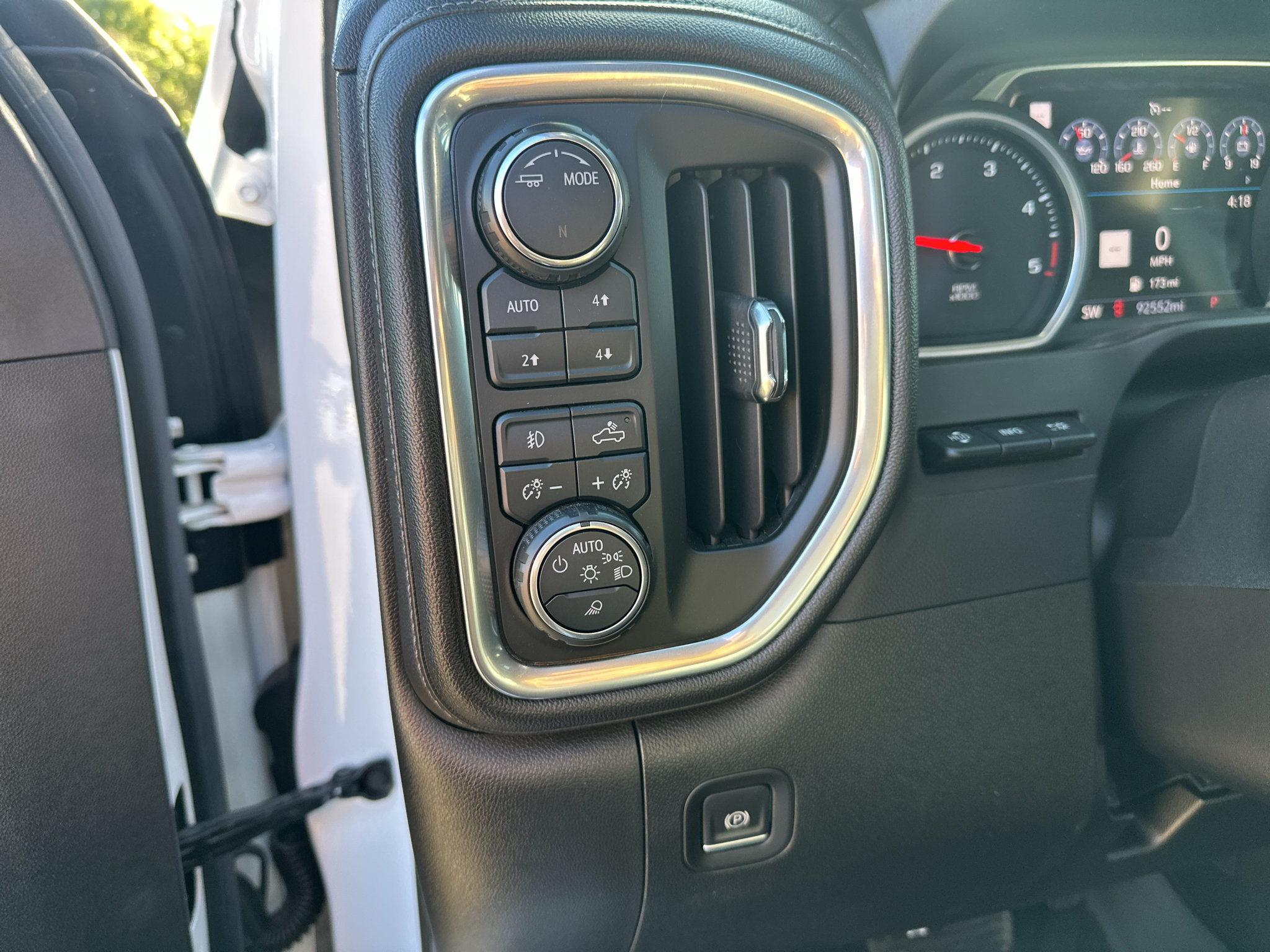 Used 2020 Chevrolet Silverado 3500 LTZ w/ LTZ Premium Package AWD/4WD image 25