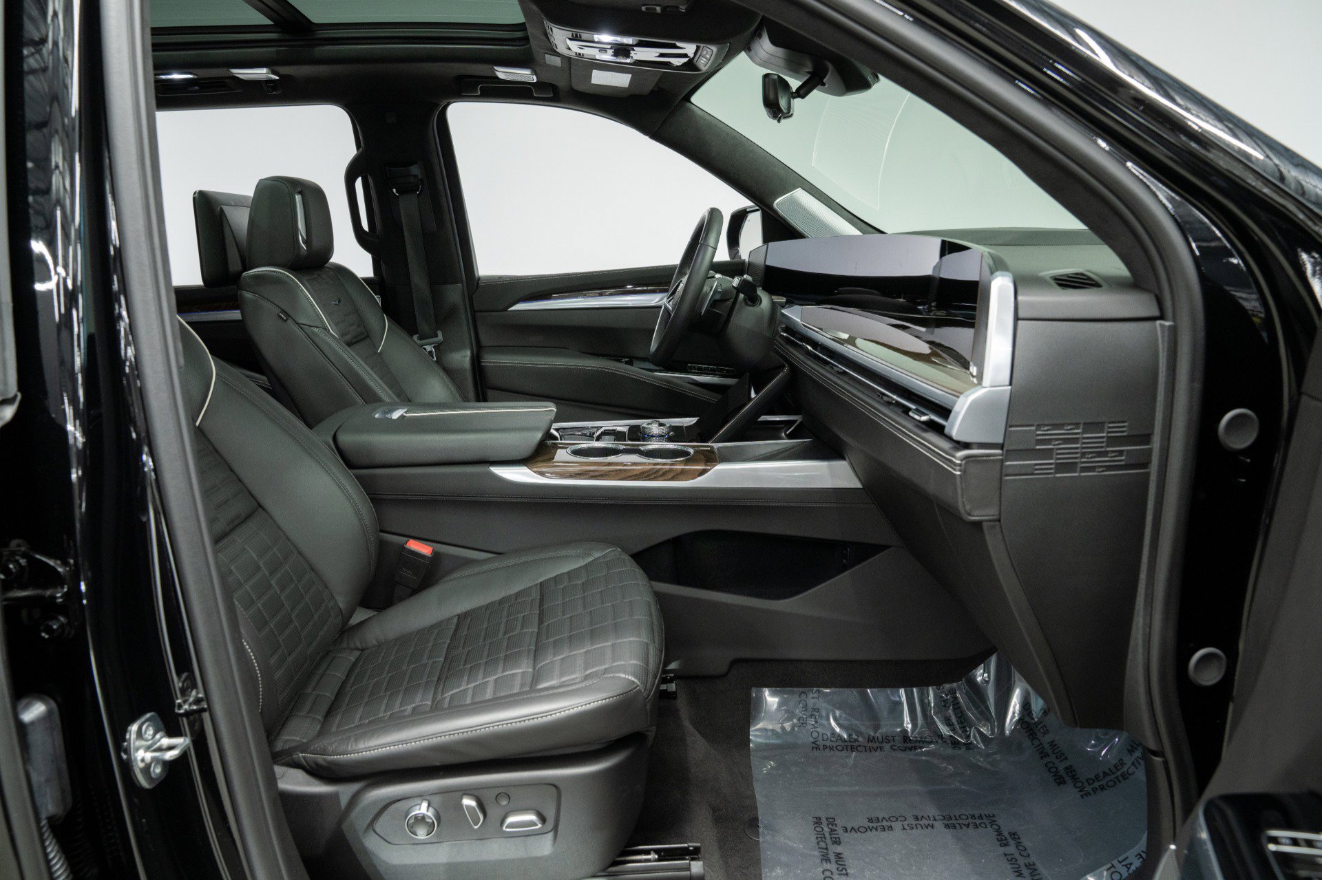 Used 2025 Cadillac Escalade ESV Sport Platinum image 31
