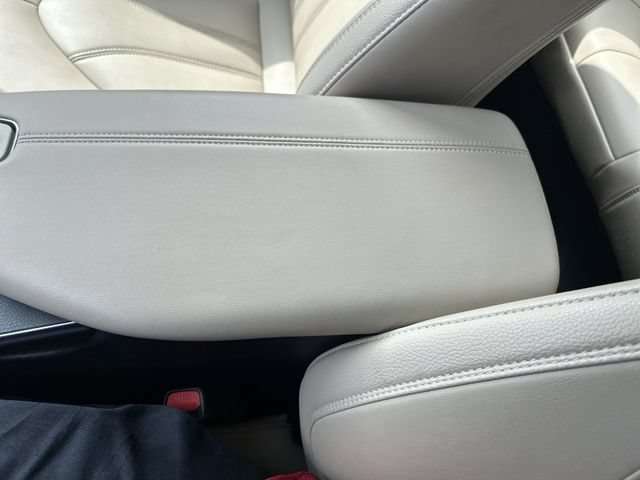 Used 2021 Toyota Avalon XLE w/ Moonroof Package AWD/4WD image 26