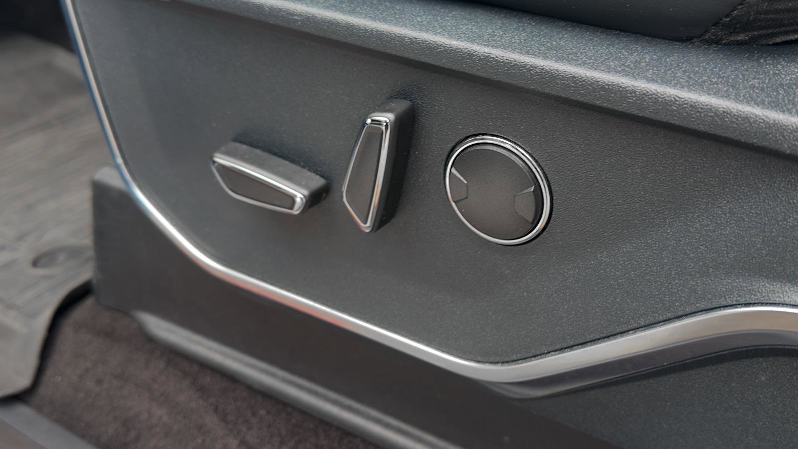 Certified 2021 Ford F150 Raptor w/ Equipment Group 801A High image 16