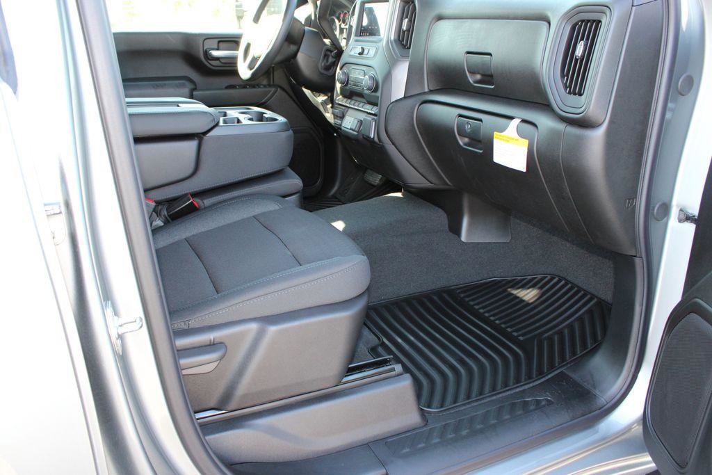 New 2026 Chevrolet Silverado 2500 Custom w/ Custom Value Package image 6