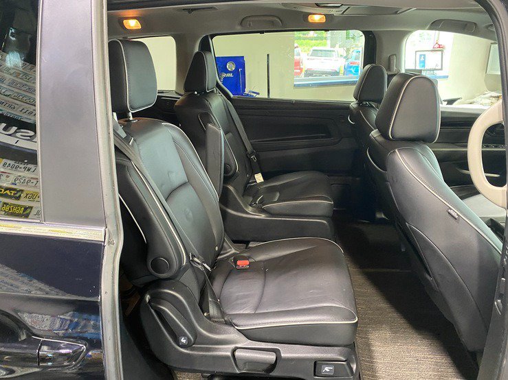 Used 2025 Honda Odyssey Touring image 18