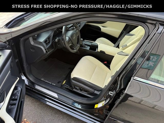 Used 2022 Lexus ES 350 w/ Premium Package image 17