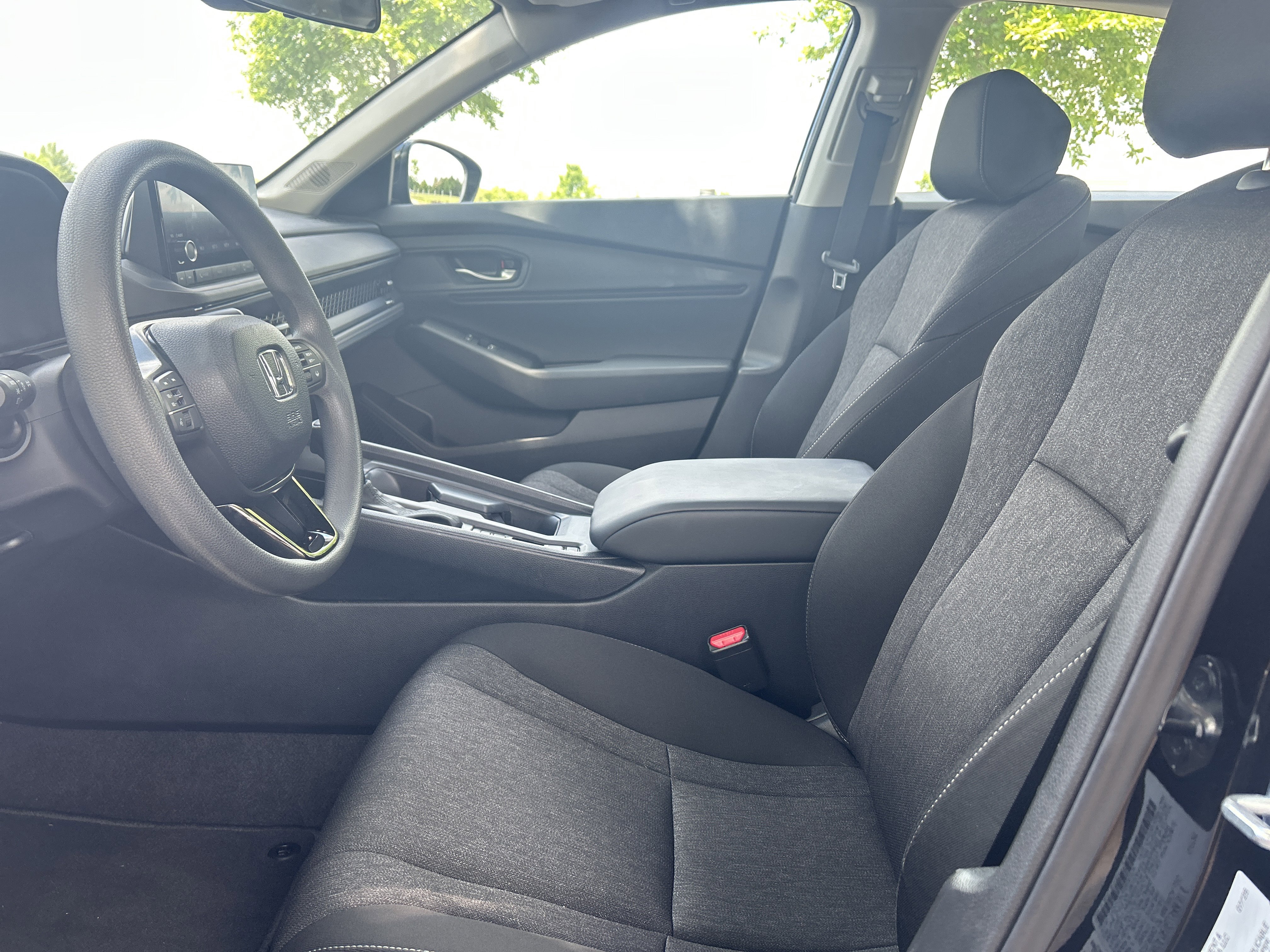 Certified 2025 Honda Accord SE image 24
