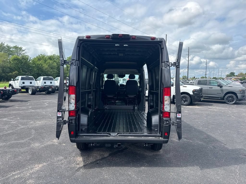 New 2026 RAM ProMaster 2500 w/ Convenience Group FWD image 6