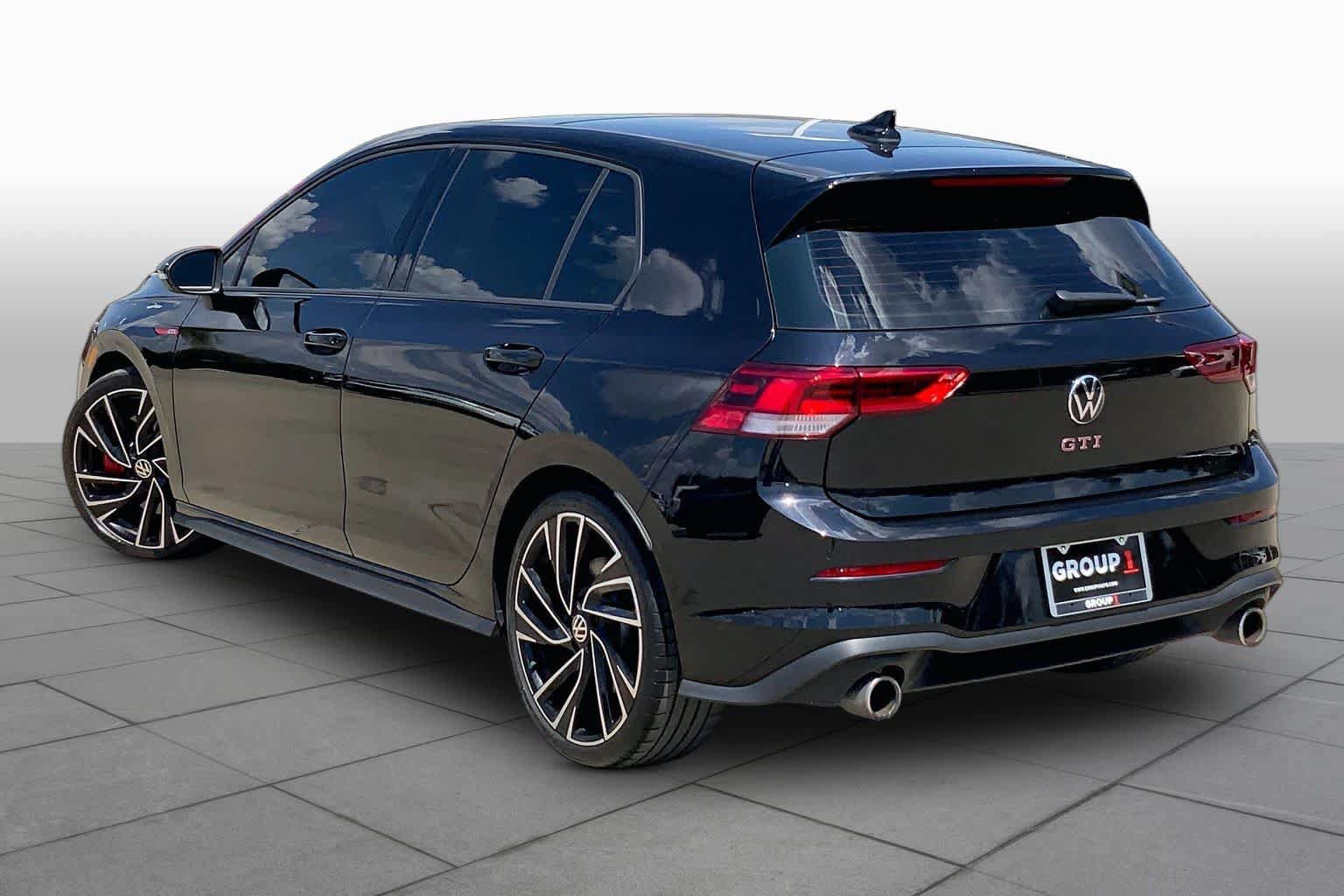 Used 2023 Volkswagen GTI Autobahn FWD image 11
