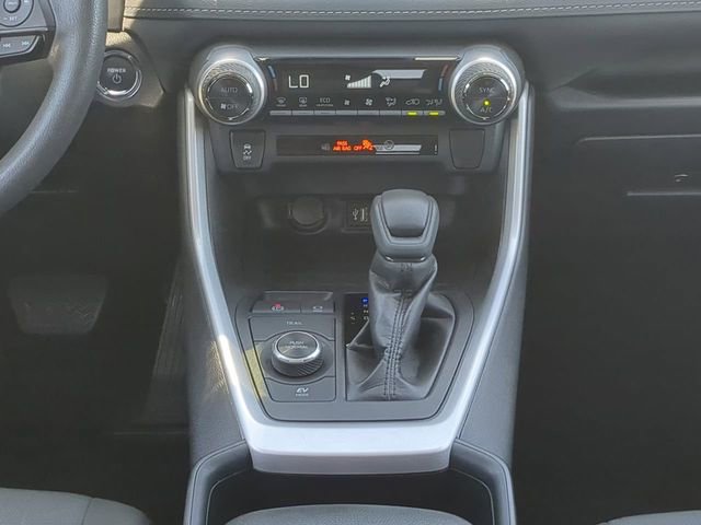 Used 2024 Toyota RAV4 XLE image 19
