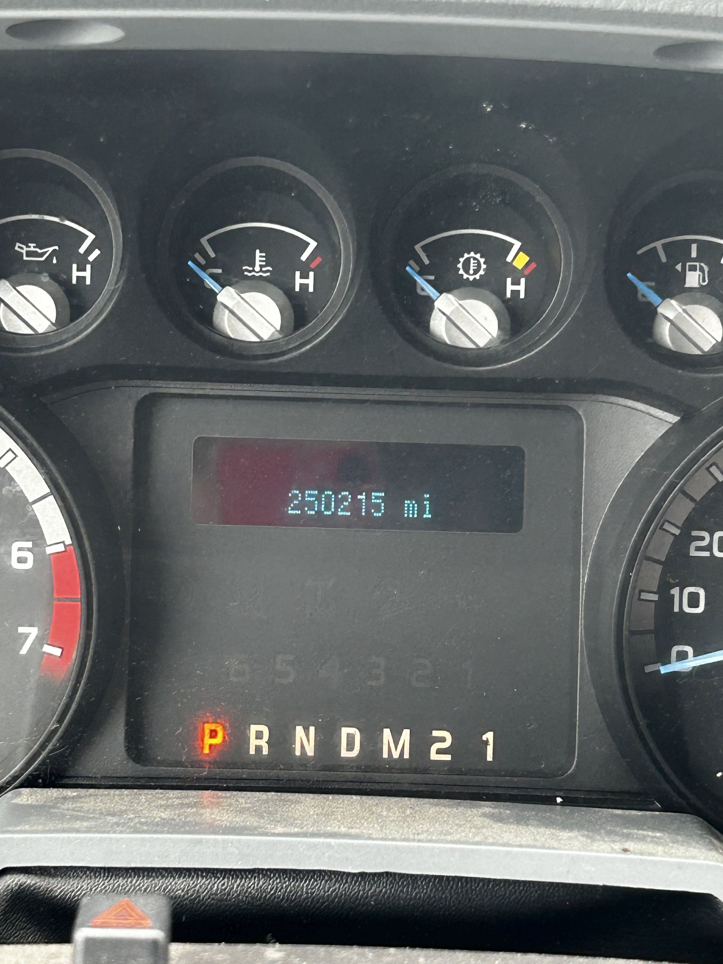 Used 2015 Ford F350 XL w/ Power Equipment Group RWD image 2