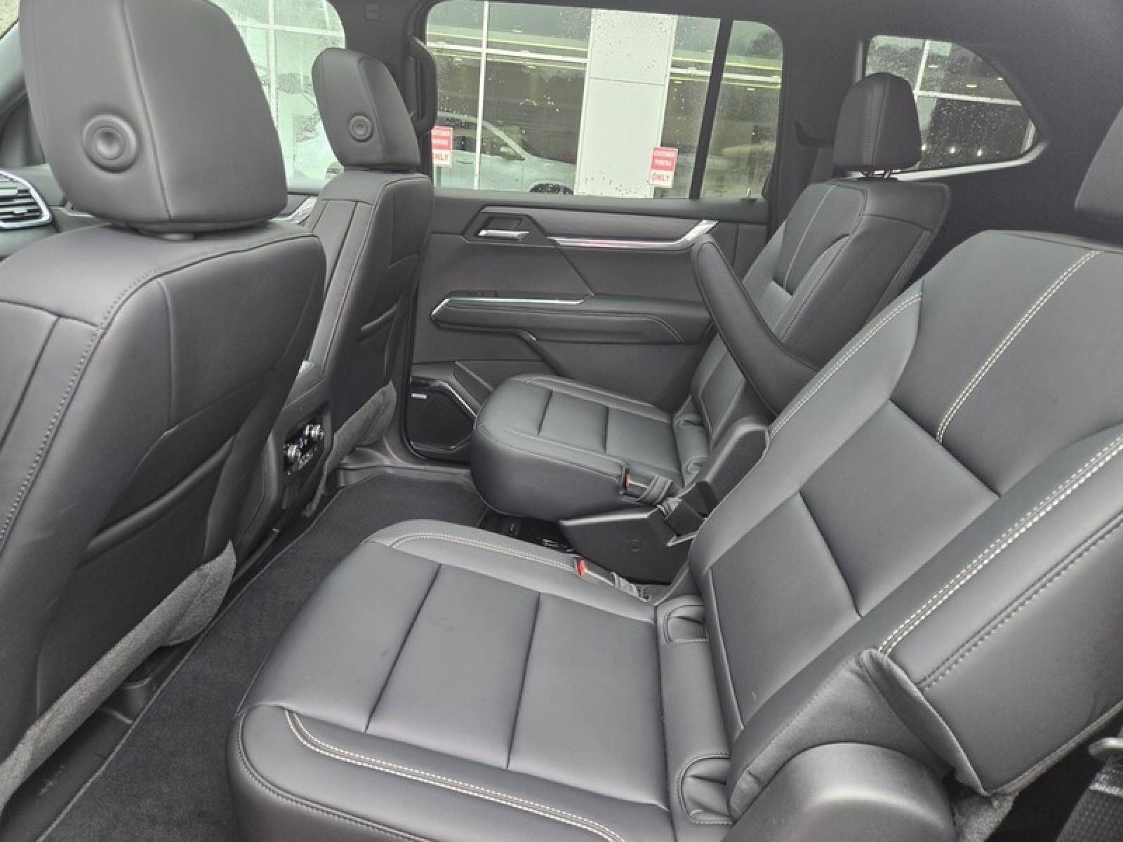 New 2026 GMC Acadia Elevation w/ Black Edition FWD image 28