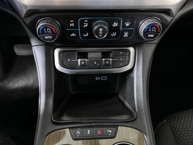 Used 2022 GMC Acadia SLE FWD image 16