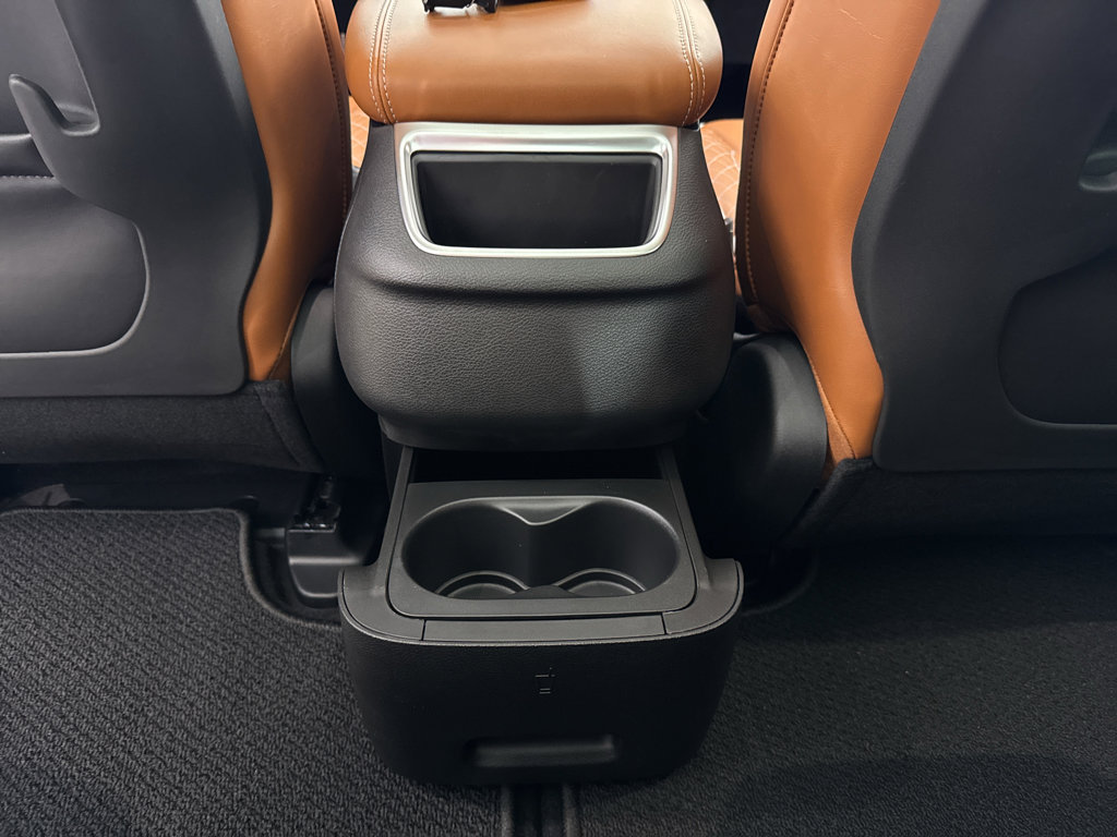 New 2026 Chrysler Pacifica Pinnacle image 37