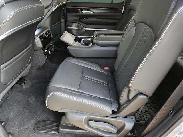 Used 2024 Jeep Grand Wagoneer Series II w/ Quick Order Packagew 28T image 20