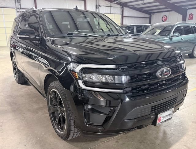 Used 2022 Ford Expedition Limited