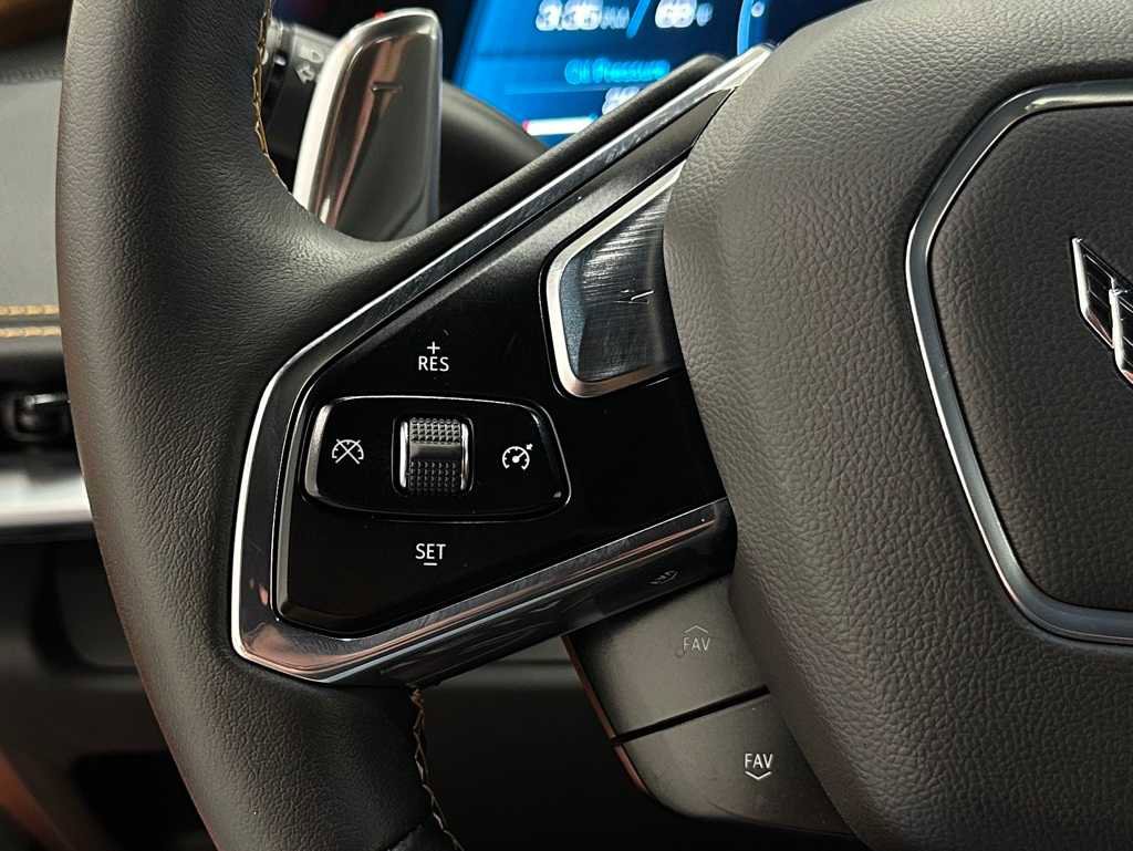 Used 2023 Chevrolet Corvette Stingray Preferred Cpe w/ 2LT image 18