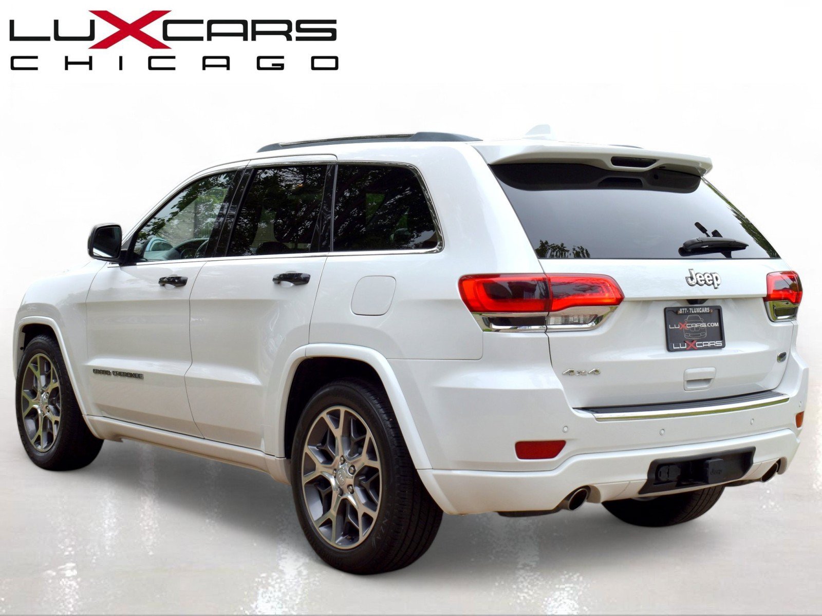Used 2020 Jeep Grand Cherokee Overland AWD/4WD image 5