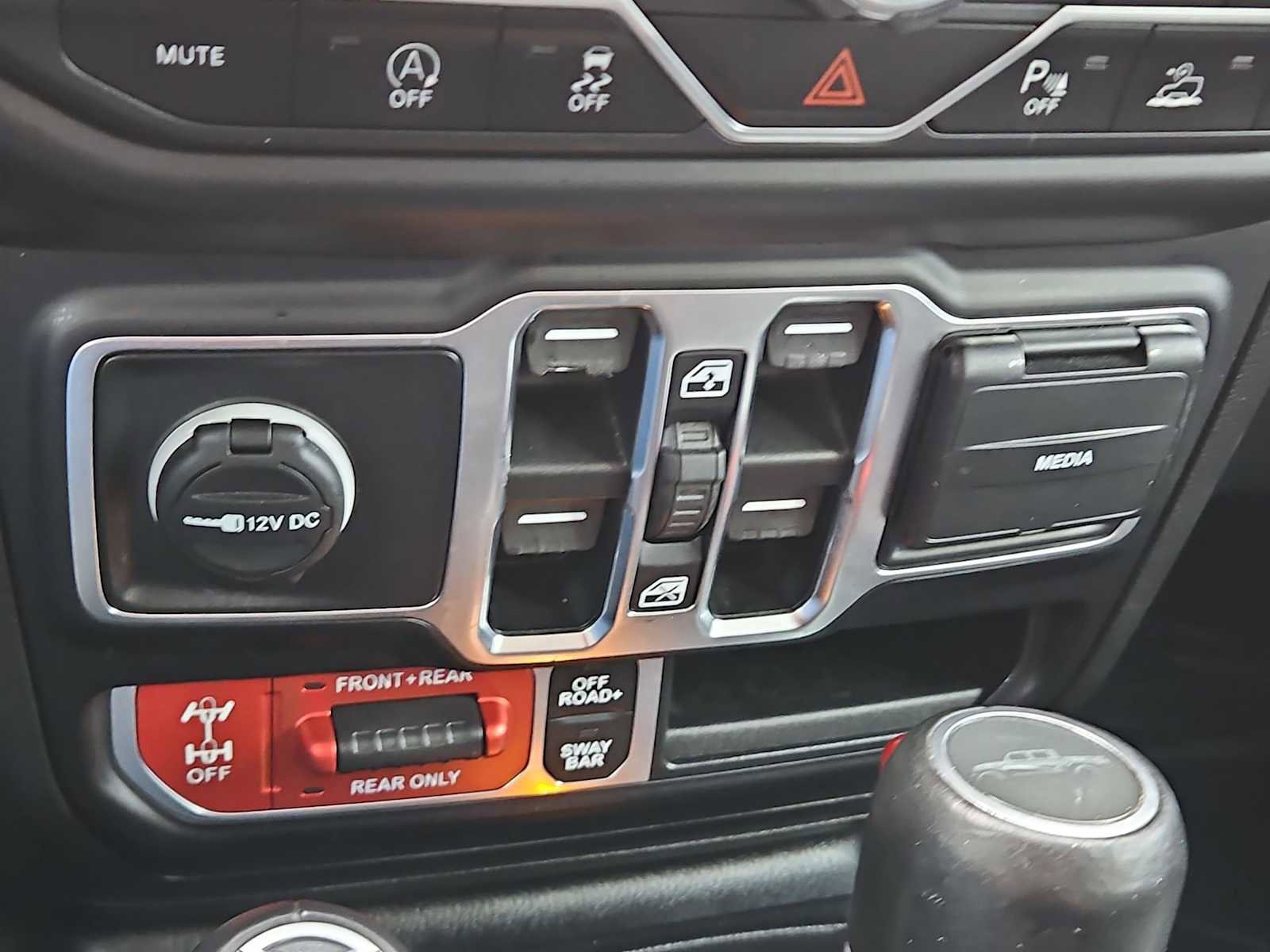 Used 2020 Jeep Gladiator Rubicon image 29