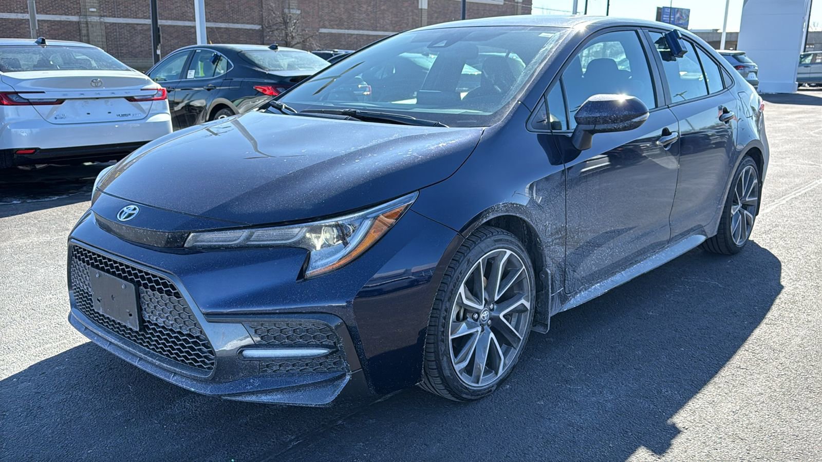 Certified 2022 Toyota Corolla SE w/ SE Premium Package image 3