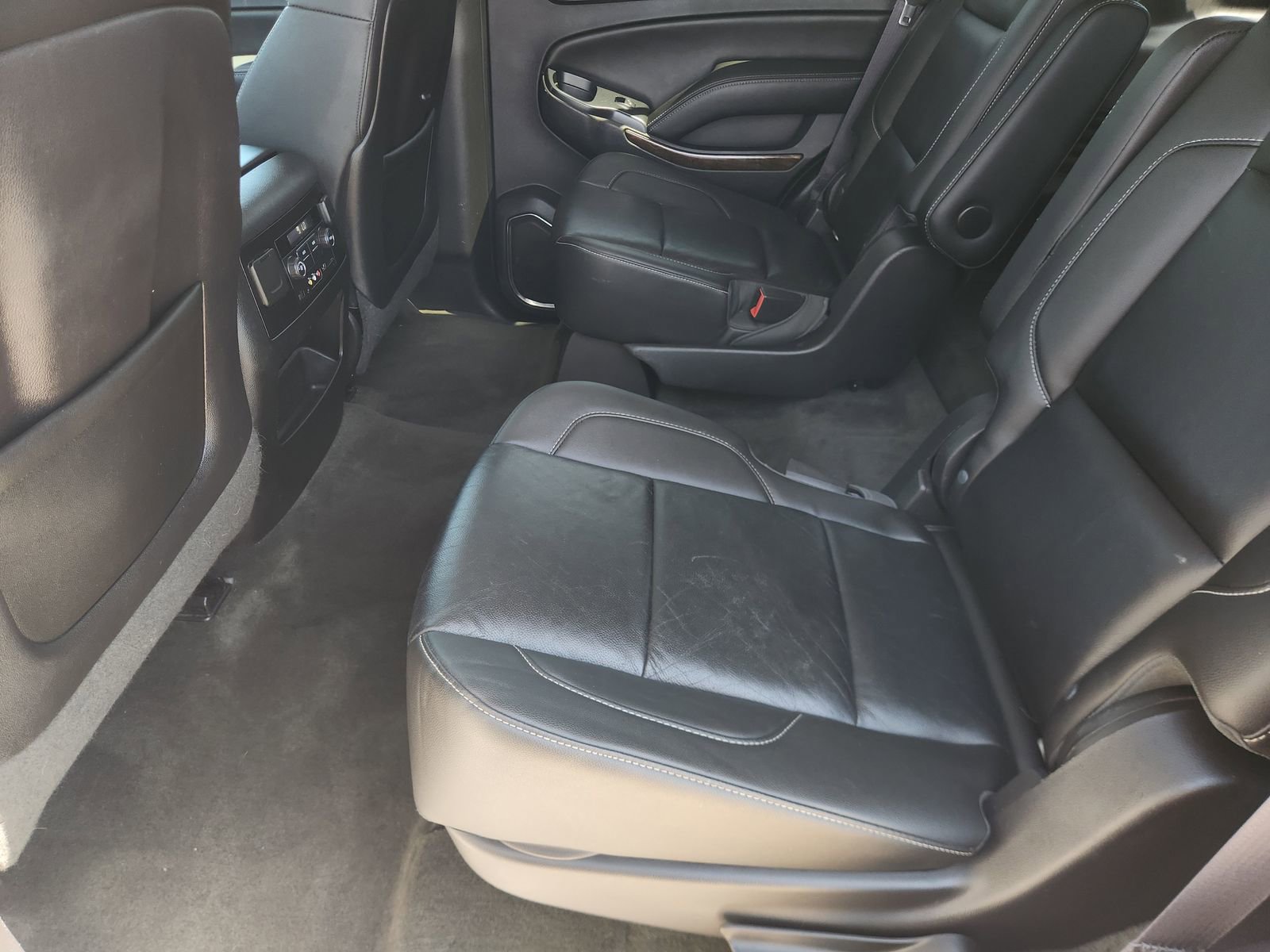 Used 2015 Chevrolet Tahoe LT image 33