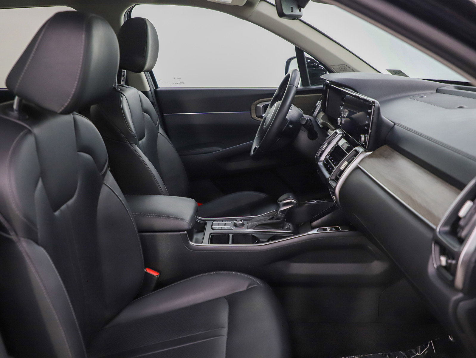 Used 2023 Kia Sorento S w/ Panoramic Sunroof Package image 11