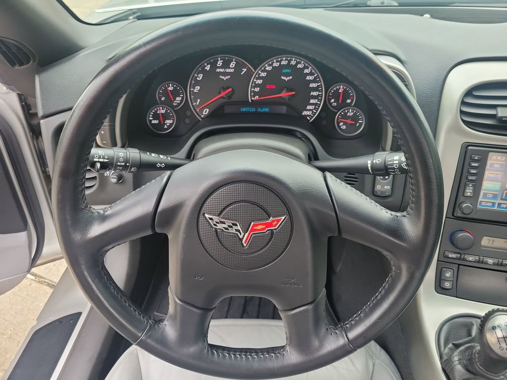 Used 2005 Chevrolet Corvette Coupe w/ Preferred Equipment Group image 28