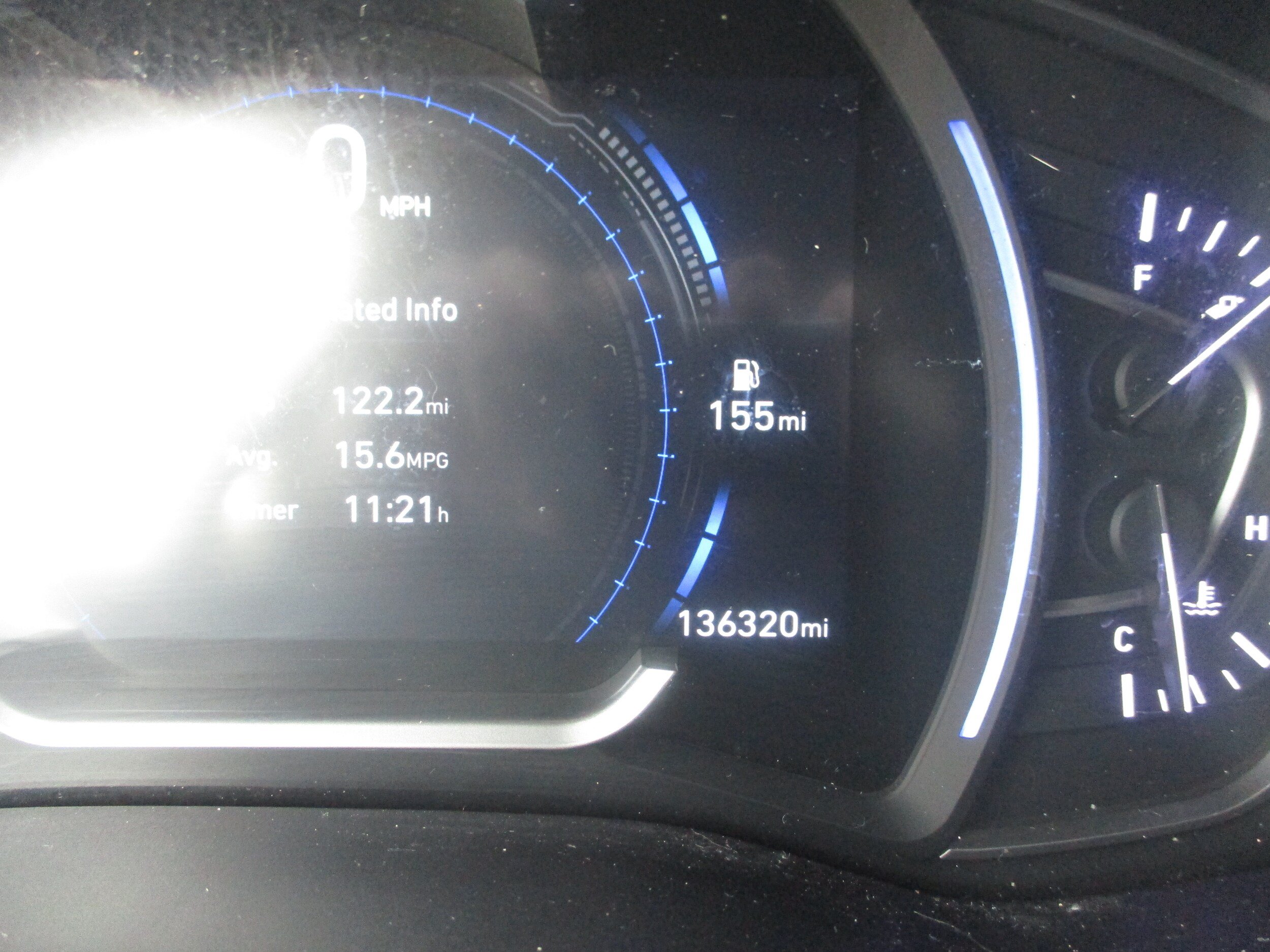 Used 2020 Hyundai Santa Fe SEL w/ Convenience + Premium Package AWD/4WD image 32
