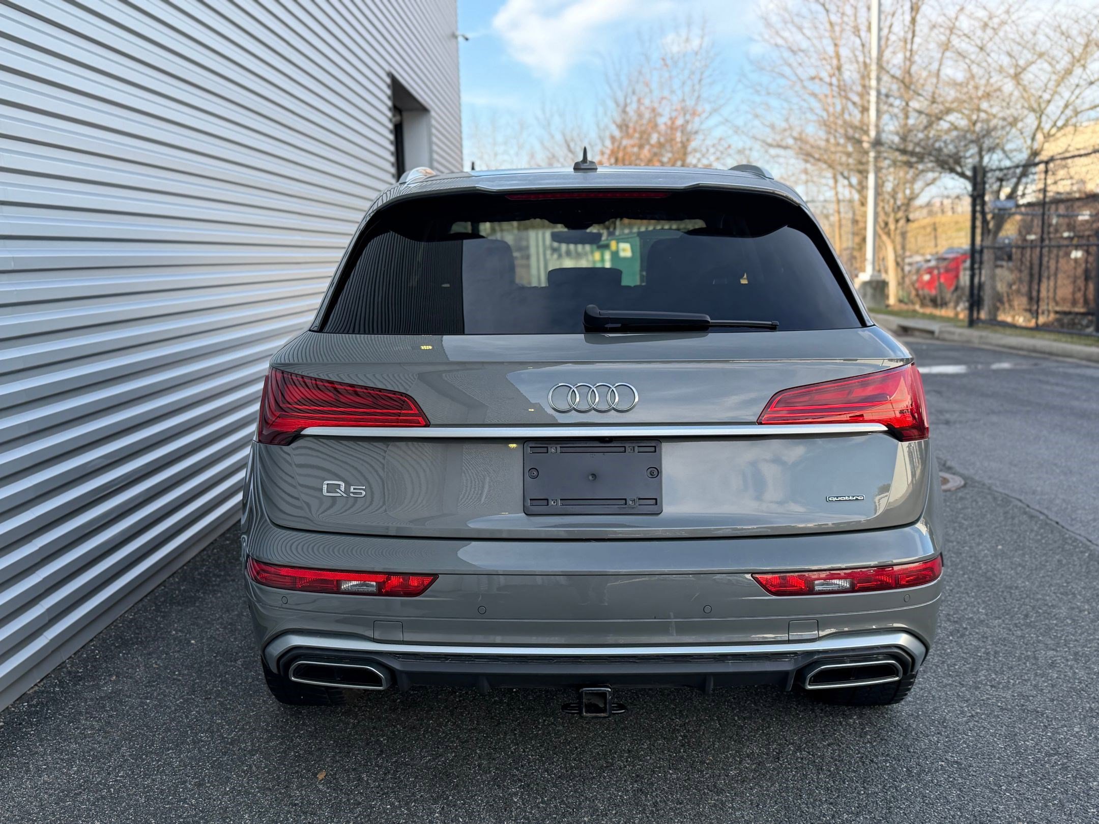 Used 2023 Audi Q5 e Premium Plus w/ Premium Plus Package image 8