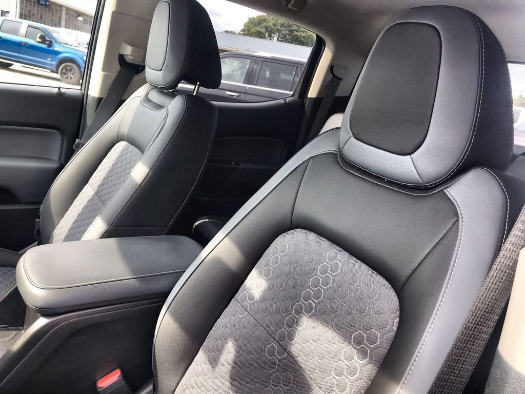 Used 2022 Chevrolet Colorado Z71 image 11