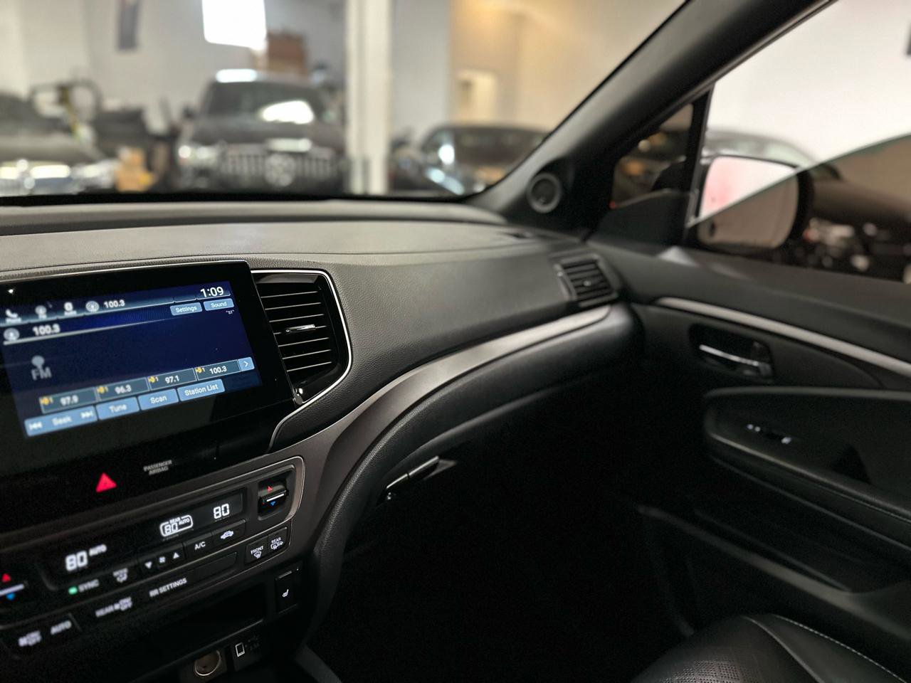 Used 2021 Honda Passport EX-L image 27