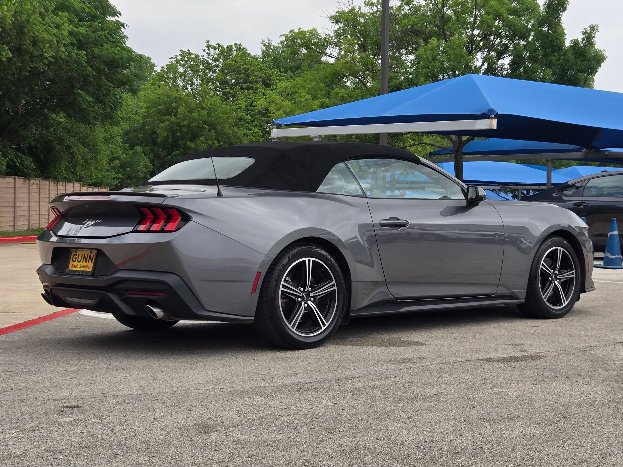 Used 2024 Ford Mustang Premium RWD image 3