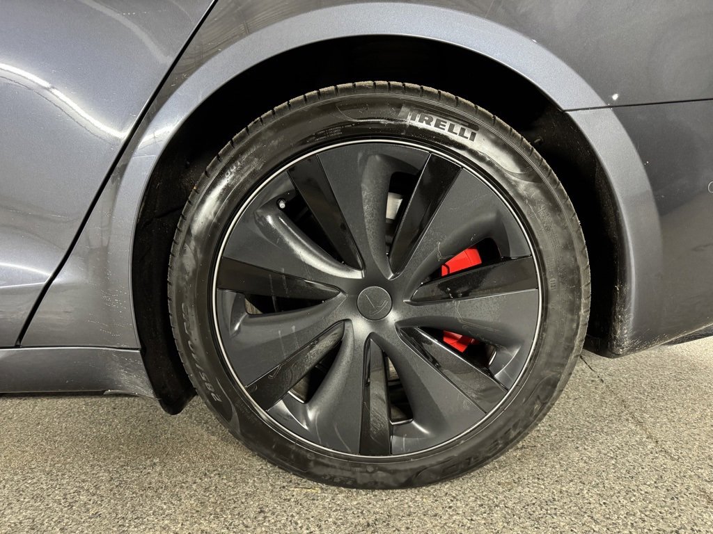 Used 2021 Tesla Model S Plaid image 12