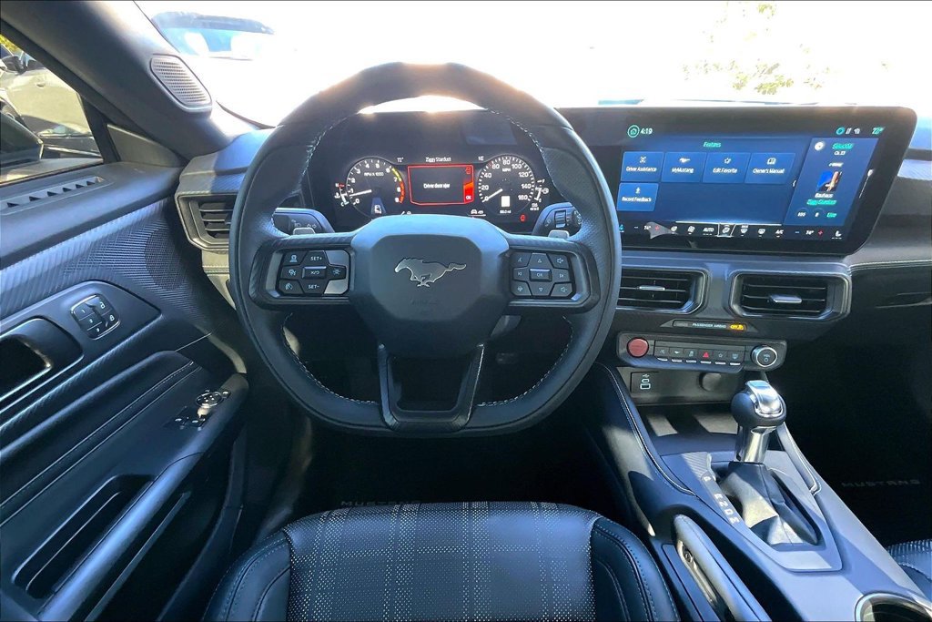 Used 2026 Ford Mustang GT Premium w/ GT Performance Package RWD image 7