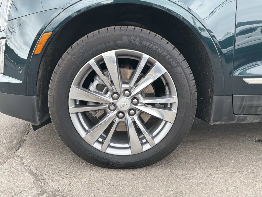 Used 2024 Cadillac XT5 Premium Luxury w/ Technology Package FWD image 9