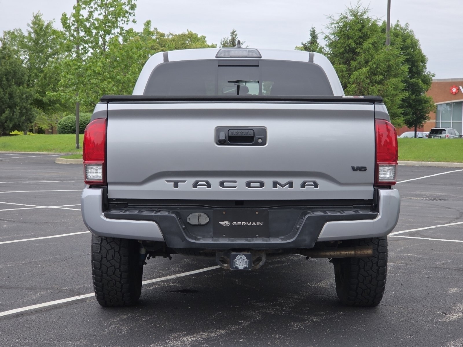 Used 2017 Toyota Tacoma TRD Sport AWD/4WD image 22
