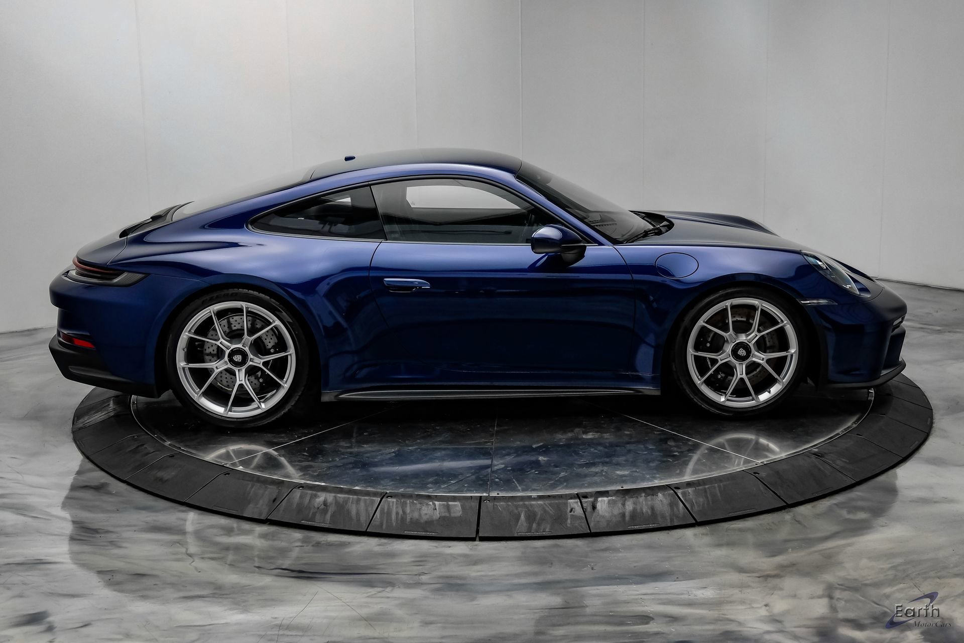 Used 2022 Porsche 911 GT3 RWD image 23
