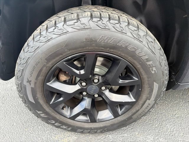 Used 2016 Jeep Cherokee Trailhawk AWD/4WD image 27