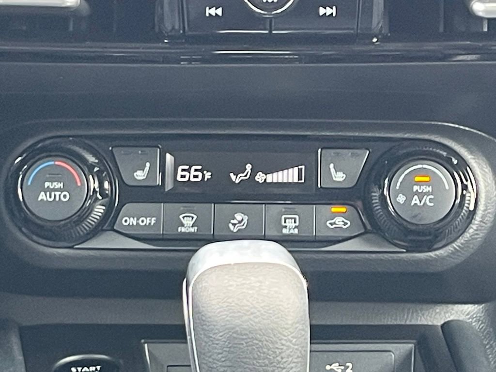 New 2026 Nissan Kicks SV image 4