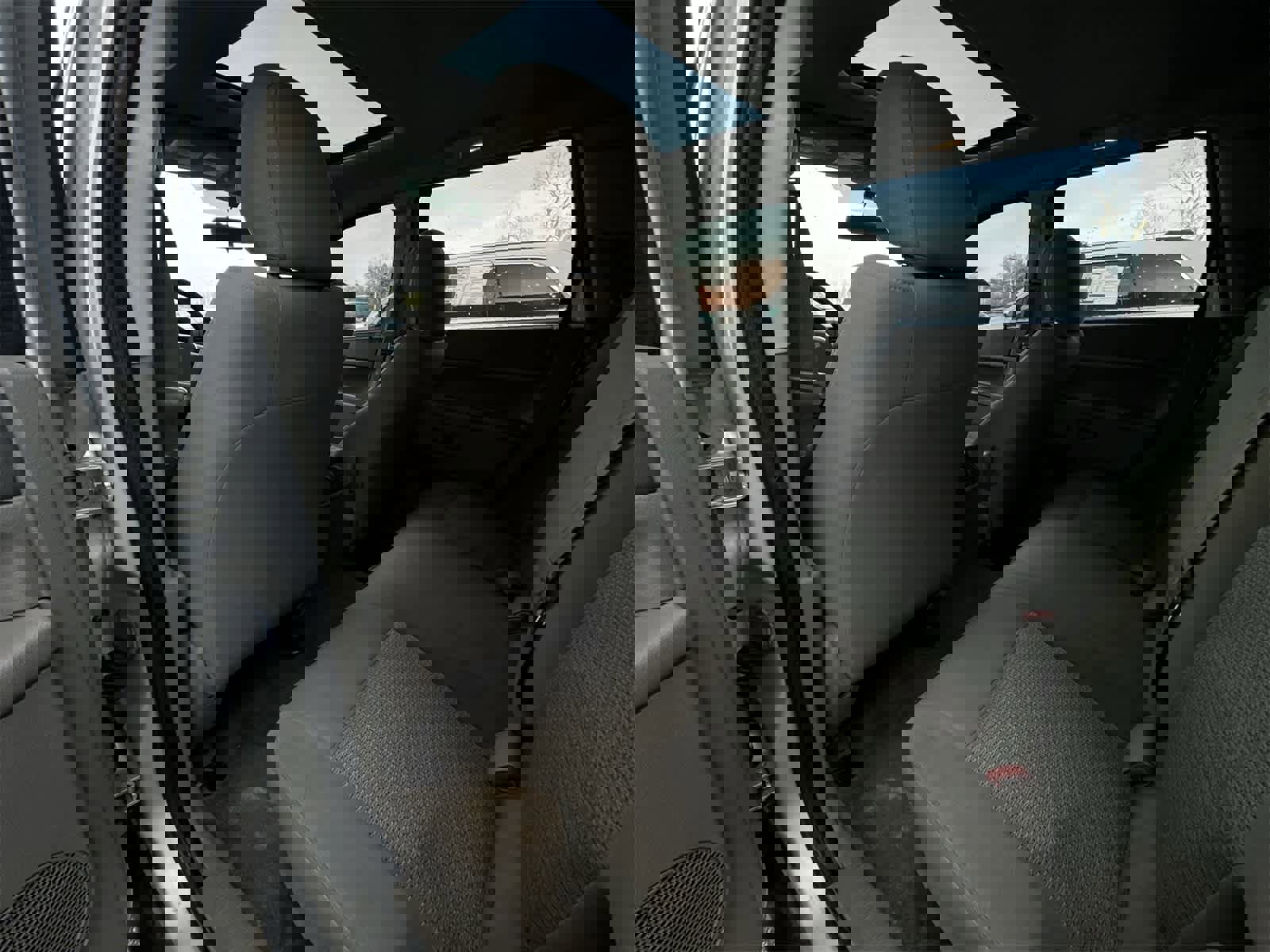 Used 2007 Jeep Grand Cherokee Laredo w/ Sun/Sound Group image 18