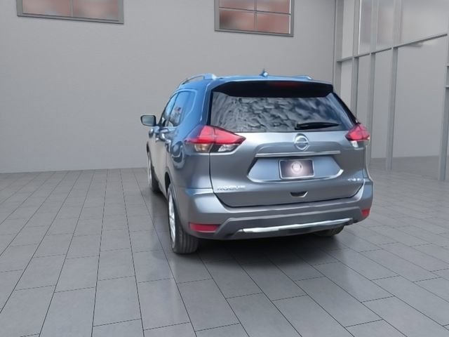 Used 2018 Nissan Rogue SV image 7