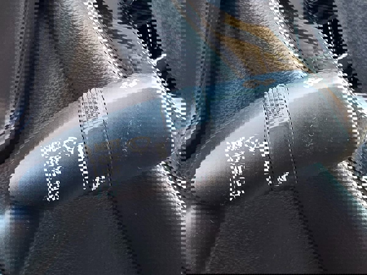 Used 2022 Toyota Corolla LE image 44