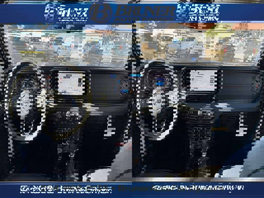 New 2026 Jeep Wrangler Unlimited Rubicon image 19