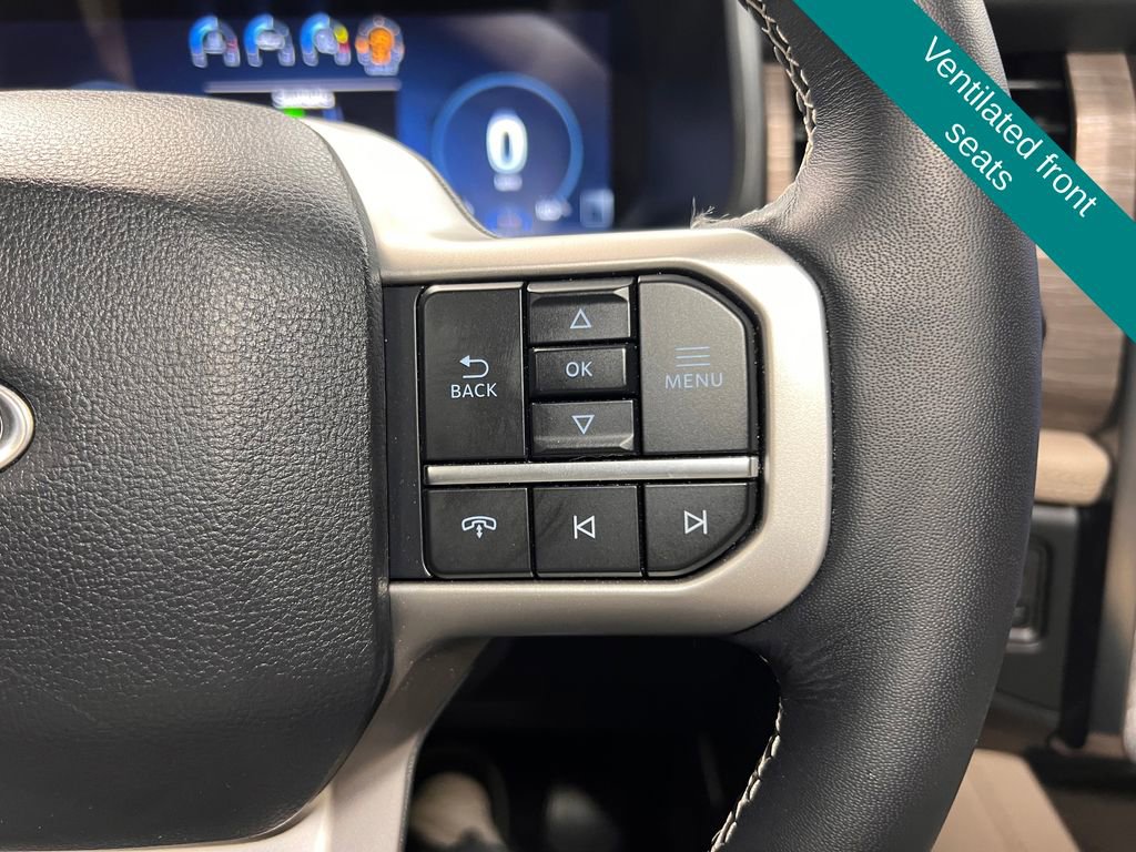 Used 2024 Ford Expedition Limited AWD/4WD image 11