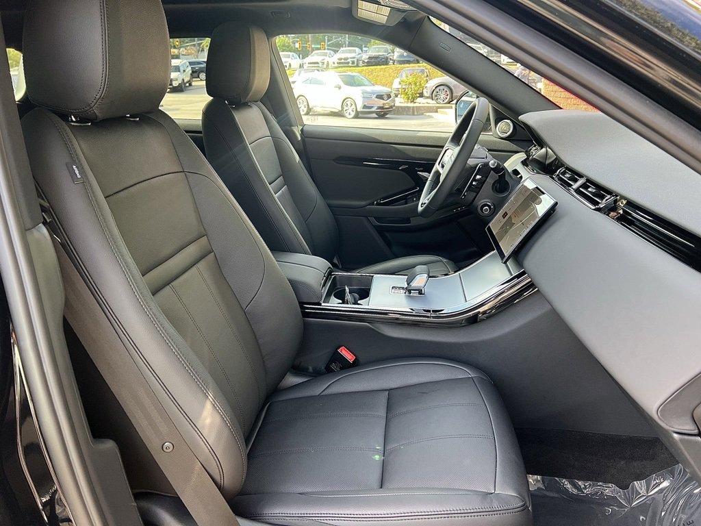 Used 2025 Land Rover Range Rover Evoque S image 31