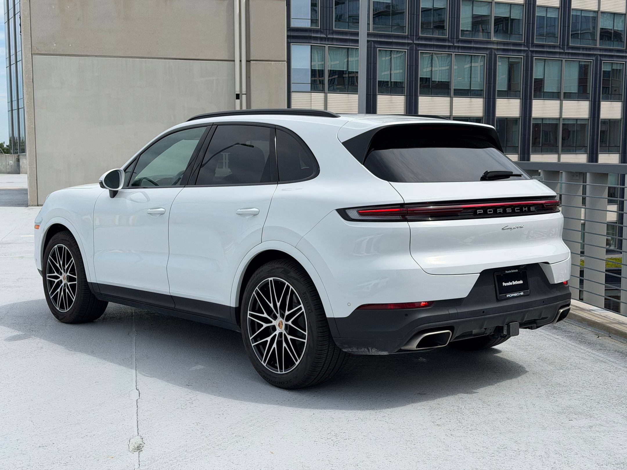 Certified 2026 Porsche Cayenne AWD/4WD image 3