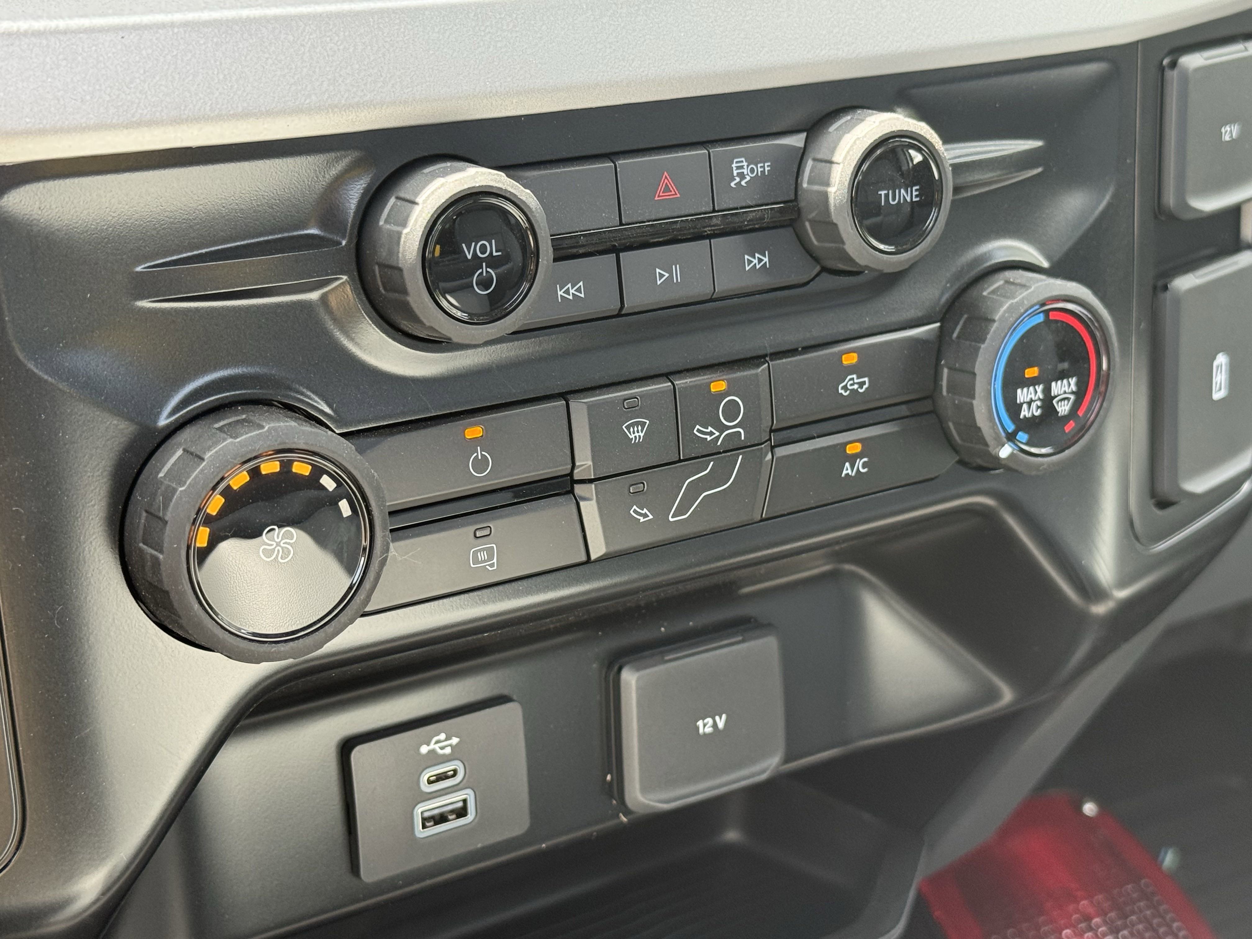 New 2025 Ford F450 XL w/ XL Chrome Package image 20