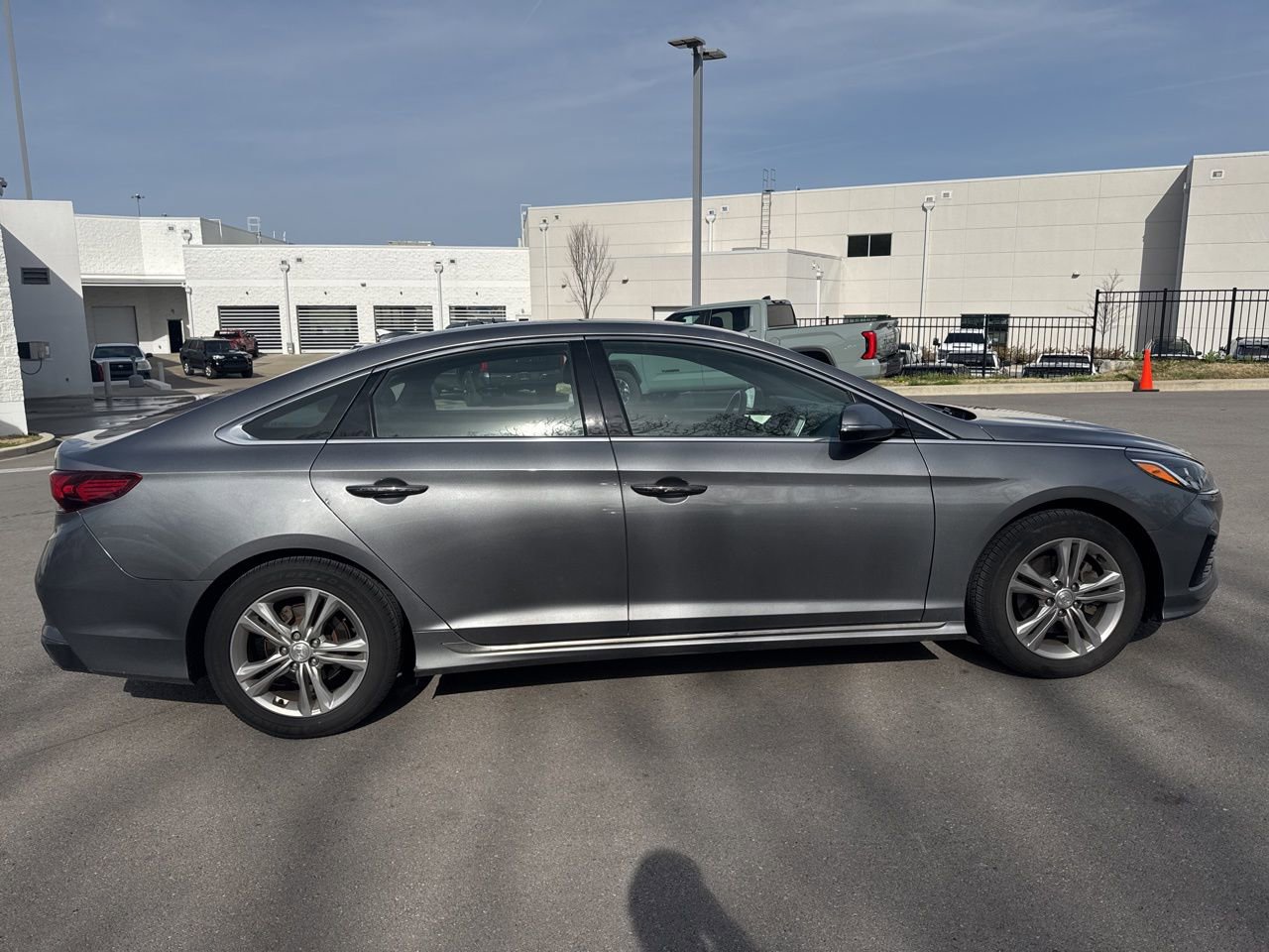 Used 2018 Hyundai Sonata Sport image 3