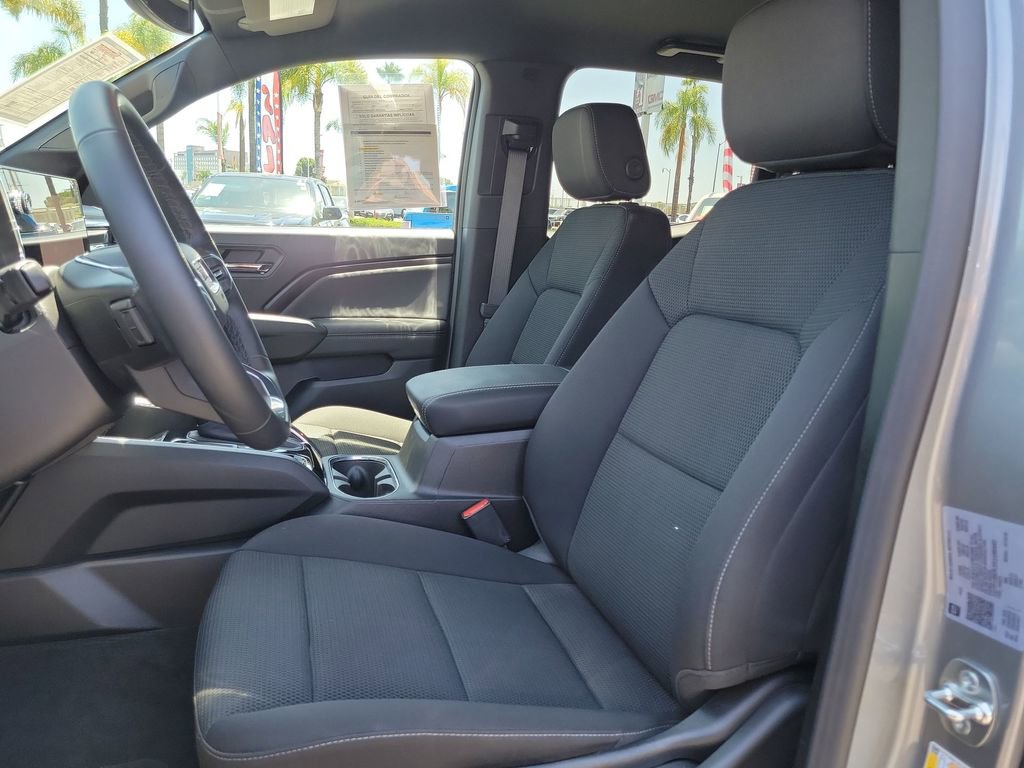 Used 2025 GMC Canyon Elevation w/ Convenience Package image 18